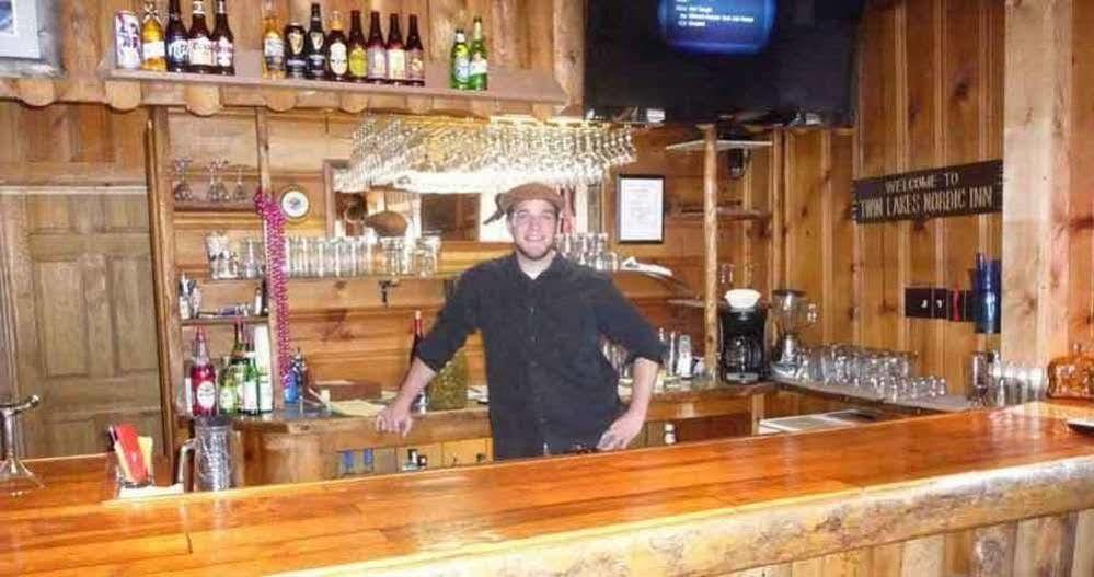 The Twin Lakes Inn エクステリア 写真